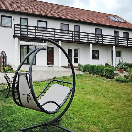 Apartamento Spacious Modern Flat In Dabrowa