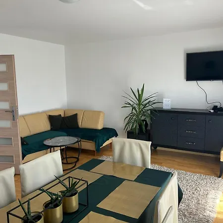 Apartment In Dabrowa Near The Sea Gostyniec