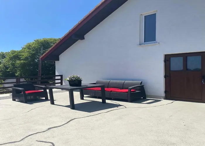 In Dabrowa Near The Sea * Gostyniec