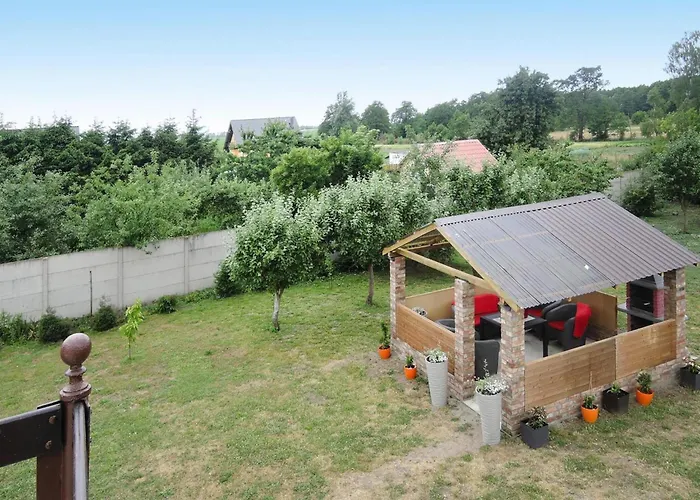 In Dabrowa Near The Sea Appartamento Gostyniec